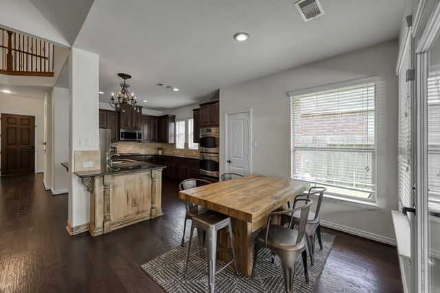 471 Hendricks Forest Lane, Conroe, TX 77384
