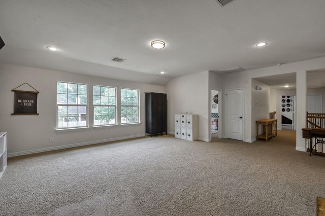 471 Hendricks Forest Lane, Conroe, TX 77384