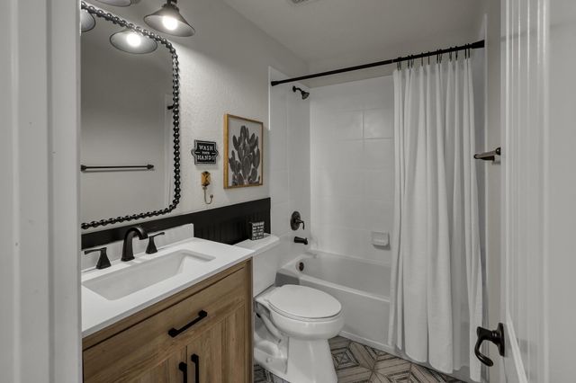 471 Hendricks Forest Lane, Conroe, TX 77384