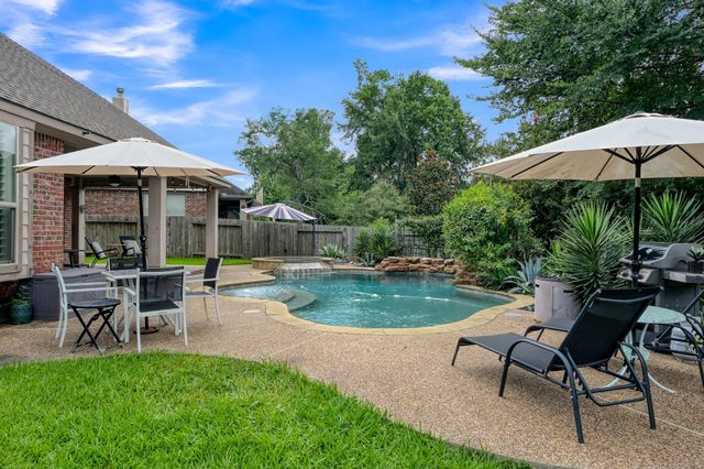 471 Hendricks Forest Lane, Conroe, TX 77384
