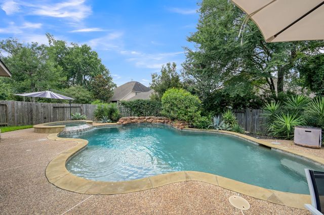 471 Hendricks Forest Lane, Conroe, TX 77384