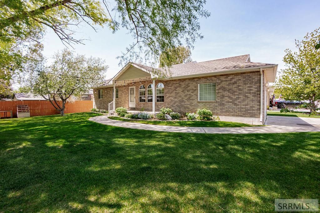 2625 S Ammon Road # 4, Ammon, ID 83406
