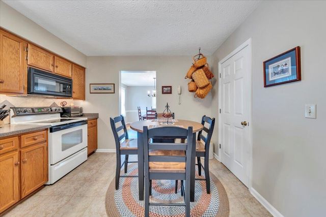 109 Sherry May ST, Covington, VA 24426