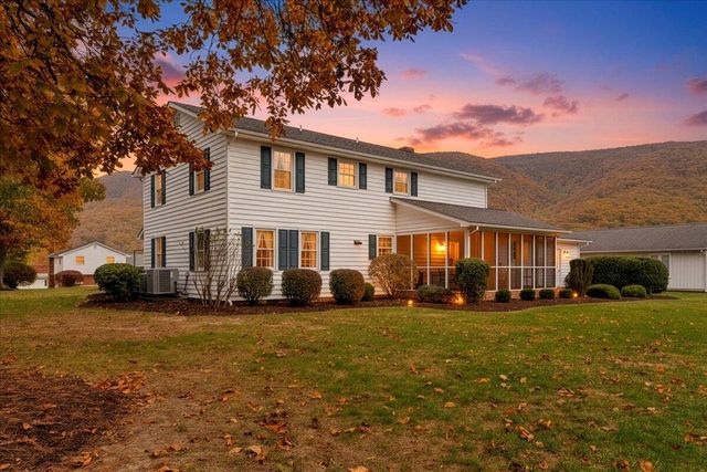 109 Sherry May ST, Covington, VA 24426