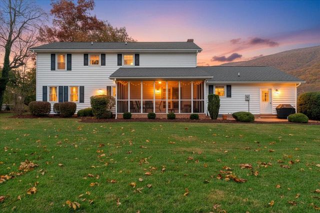 109 Sherry May ST, Covington, VA 24426