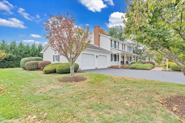 109 Sherry May ST, Covington, VA 24426