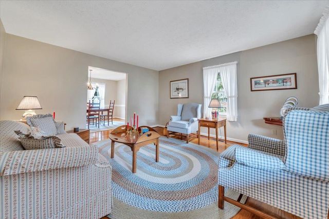 109 Sherry May ST, Covington, VA 24426