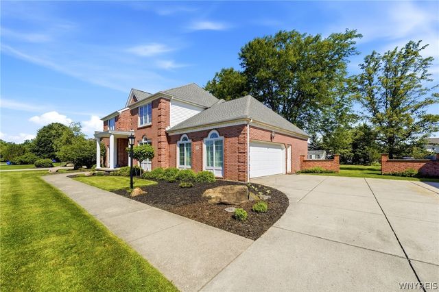 5507 Via Marina, Clarence, NY 14221