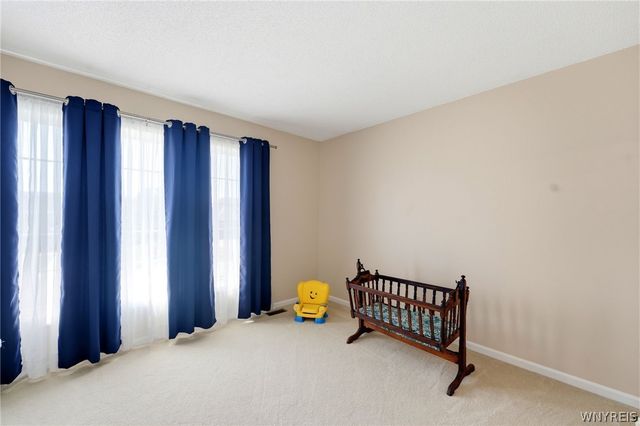 5507 Via Marina, Clarence, NY 14221