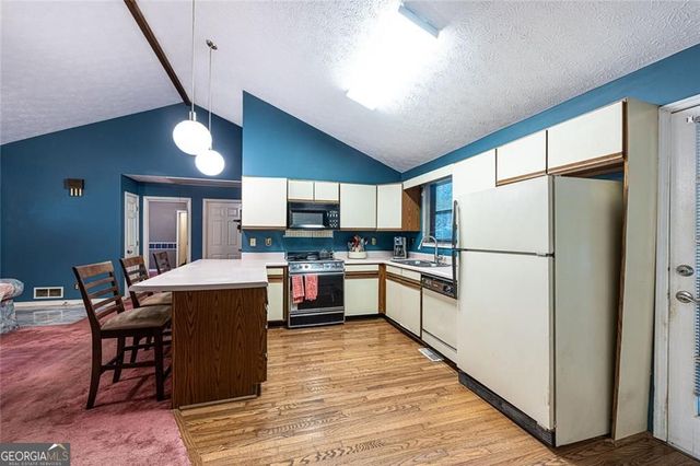 633 Iris Road, Pine Lake, GA 30072