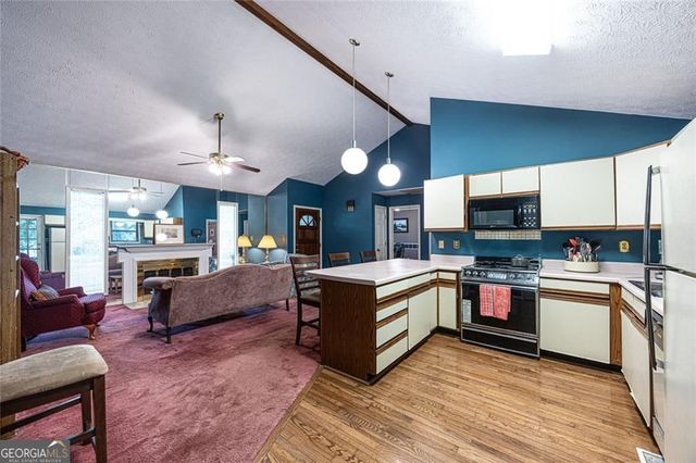 633 Iris Road, Pine Lake, GA 30072