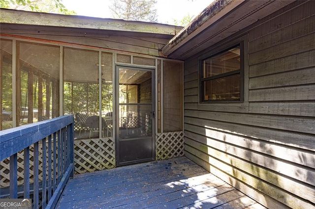 633 Iris Road, Pine Lake, GA 30072