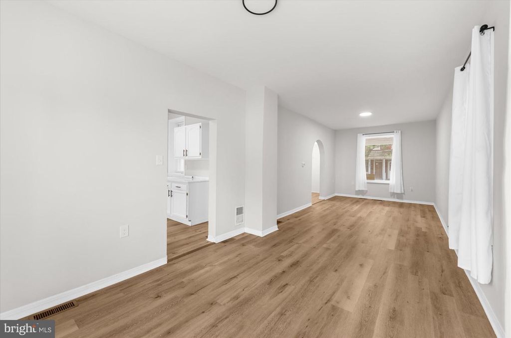 253 BEECH ST, POTTSTOWN, PA 19464 — photo 5