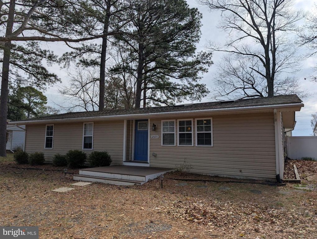 12820 LAKE VIEW DR, Lusby, MD 20657