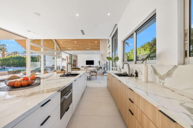 1 Makena Lane, Rancho Mirage, CA 92270