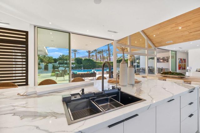 1 Makena Lane, Rancho Mirage, CA 92270