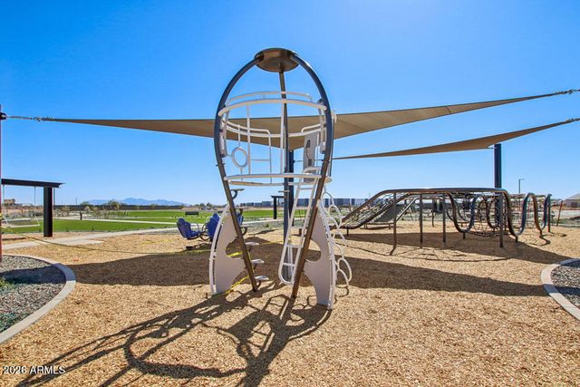 15742 W CORTE DEL SOL ESTE --, Waddell, AZ 85355