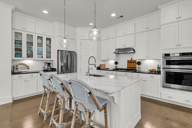 2593 Daniel Island Drive, Charleston, SC 29492
