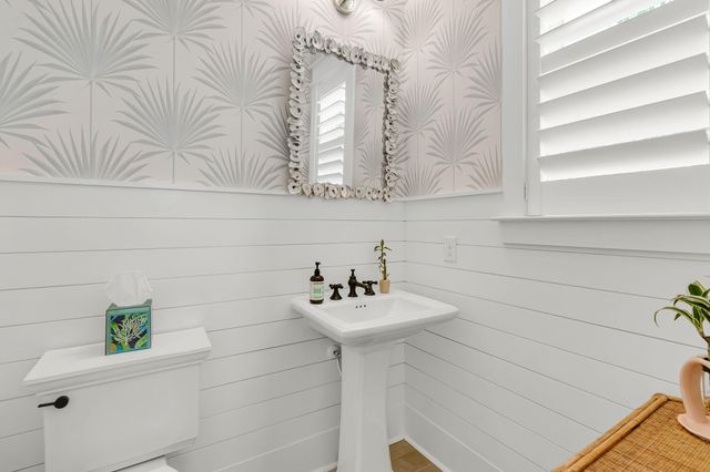 2593 Daniel Island Drive, Charleston, SC 29492