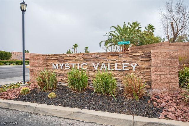 8405 Mystic Night Avenue, Las Vegas, NV 89143
