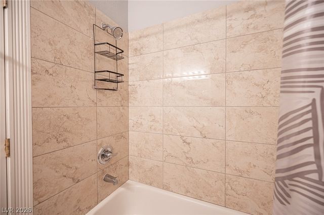 8405 Mystic Night Avenue, Las Vegas, NV 89143