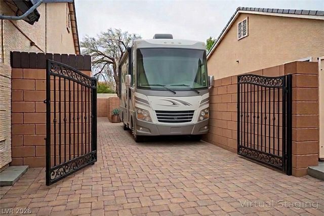 8405 Mystic Night Avenue, Las Vegas, NV 89143