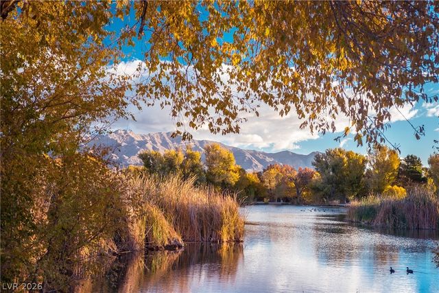 8405 Mystic Night Avenue, Las Vegas, NV 89143