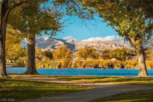 8405 Mystic Night Avenue, Las Vegas, NV 89143