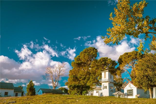 8405 Mystic Night Avenue, Las Vegas, NV 89143