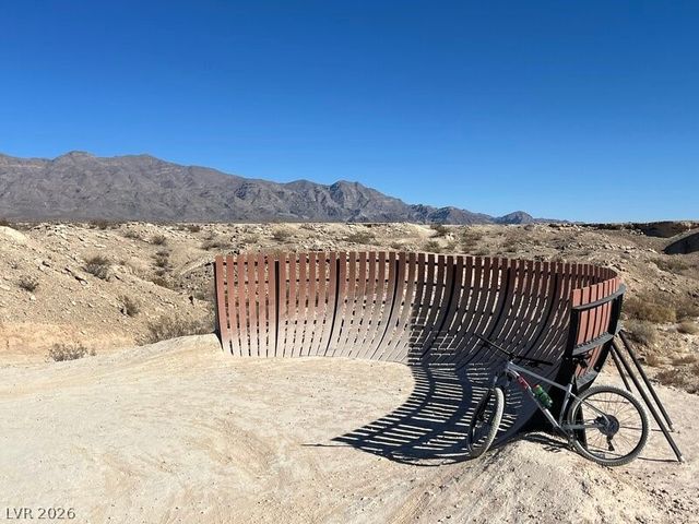 8405 Mystic Night Avenue, Las Vegas, NV 89143