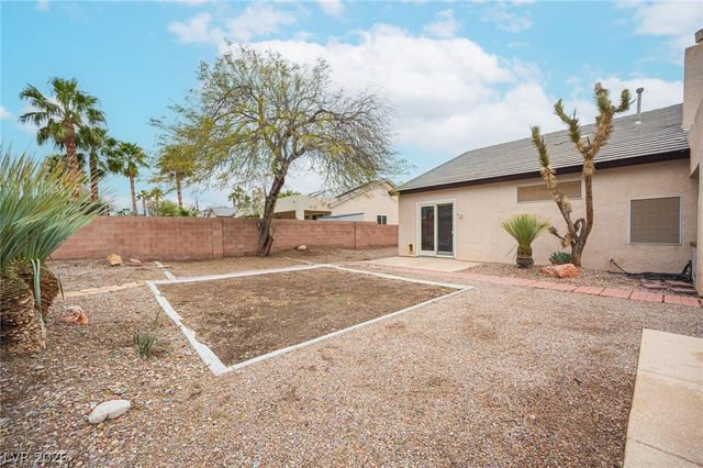 8405 Mystic Night Avenue, Las Vegas, NV 89143