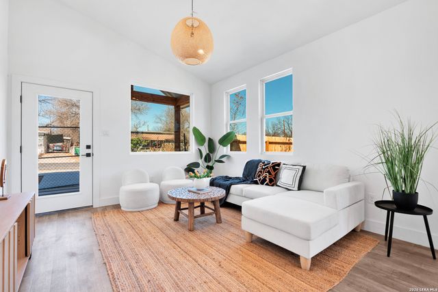 1535 Lennon St., San Antonio, TX 78223