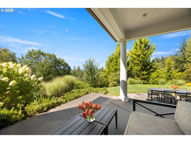 6305 Sw SWEETBRIAR Ct, Portland, OR 97221