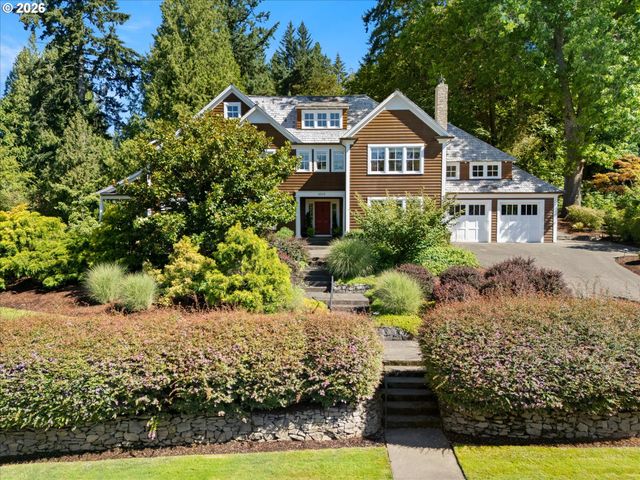 6305 Sw SWEETBRIAR Ct, Portland, OR 97221