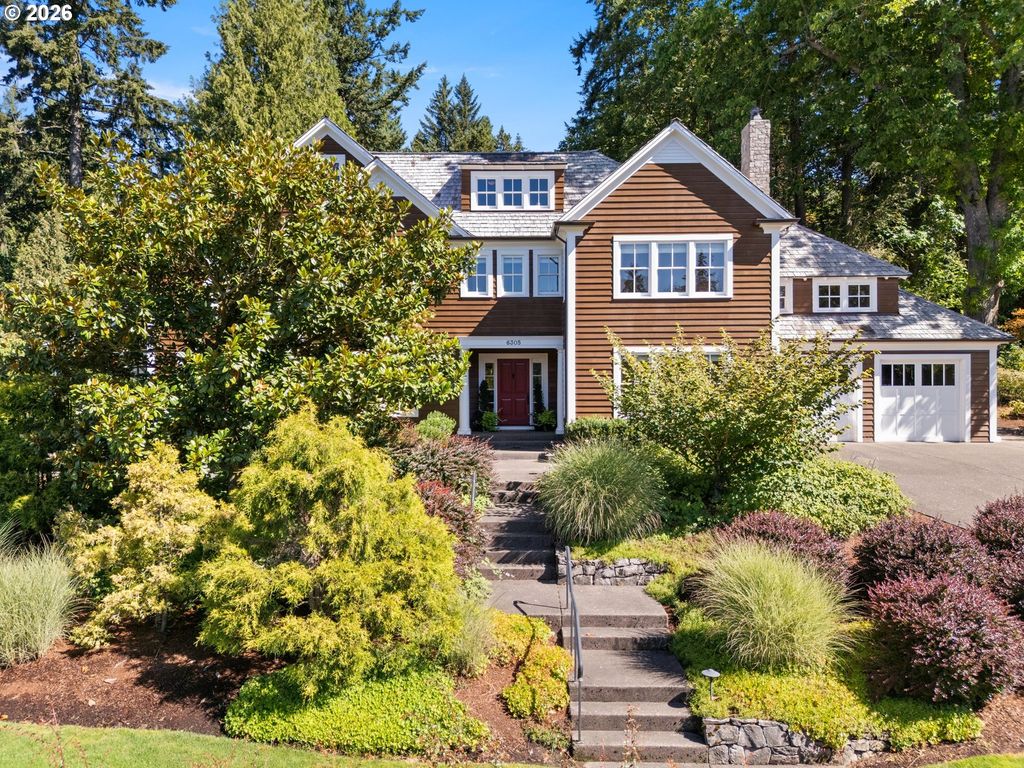 6305 Sw SWEETBRIAR Ct, Portland, OR 97221