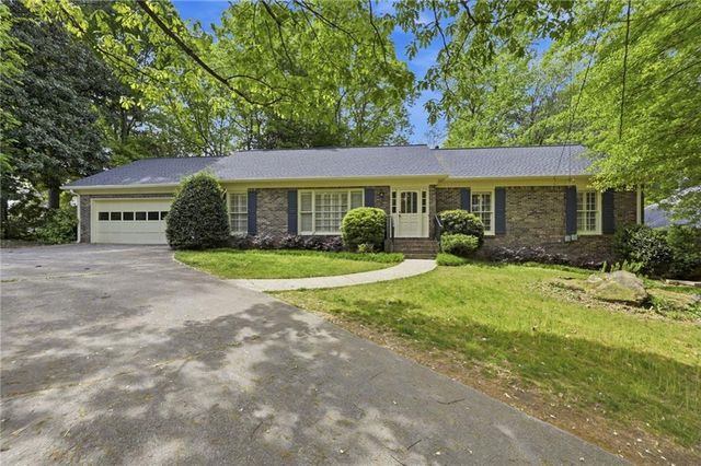 3741 Midvale Road, Tucker, GA 30084