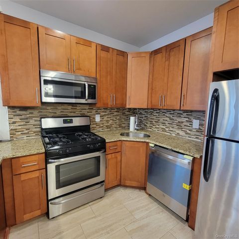 69-21 78th Street, Middle Village, NY 11379