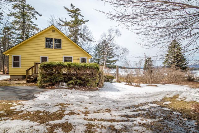 11 Emery Lane, Wakefield, NH 03830