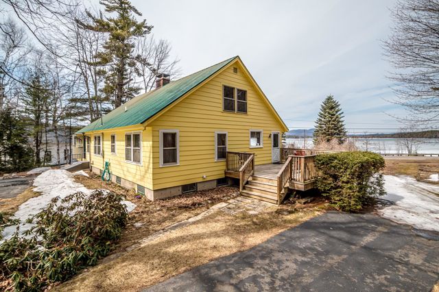 11 Emery Lane, Wakefield, NH 03830