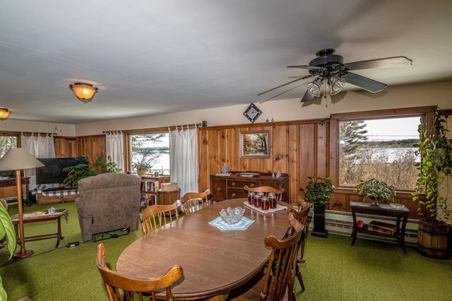 11 Emery Lane, Wakefield, NH 03830