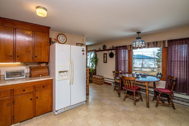 11 Emery Lane, Wakefield, NH 03830
