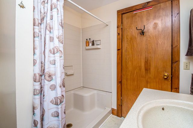 11 Emery Lane, Wakefield, NH 03830