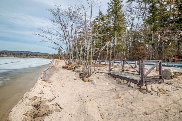 11 Emery Lane, Wakefield, NH 03830