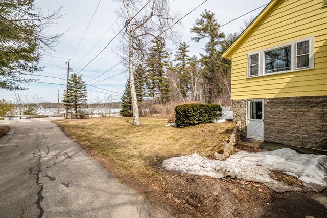 11 Emery Lane, Wakefield, NH 03830