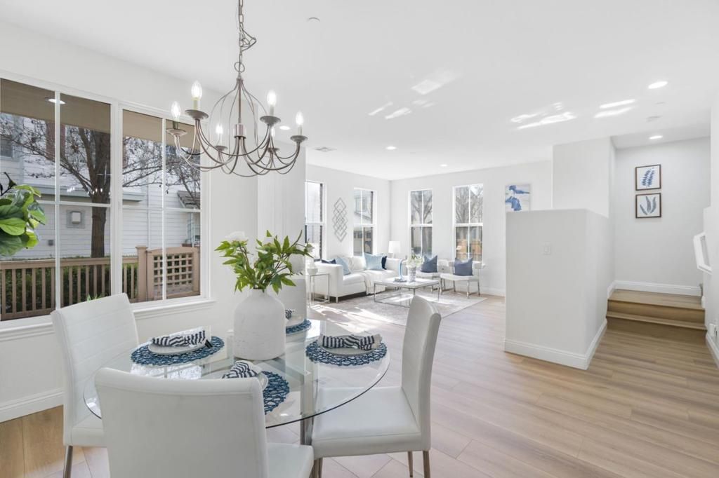 Image 12 of property listing at 49063 Woodgrove, Fremont, CA 94539