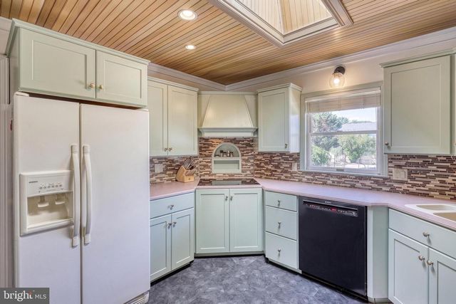 1188 MARIE AVE, Ephrata, PA 17522