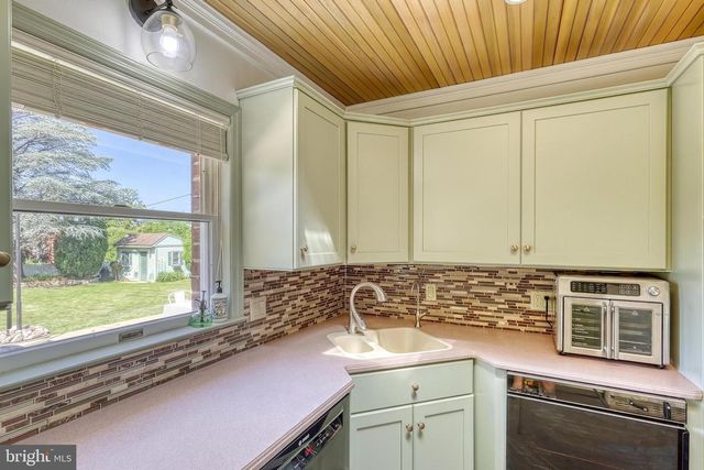 1188 MARIE AVE, Ephrata, PA 17522