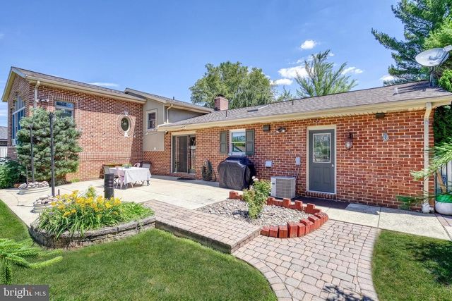 1188 MARIE AVE, Ephrata, PA 17522