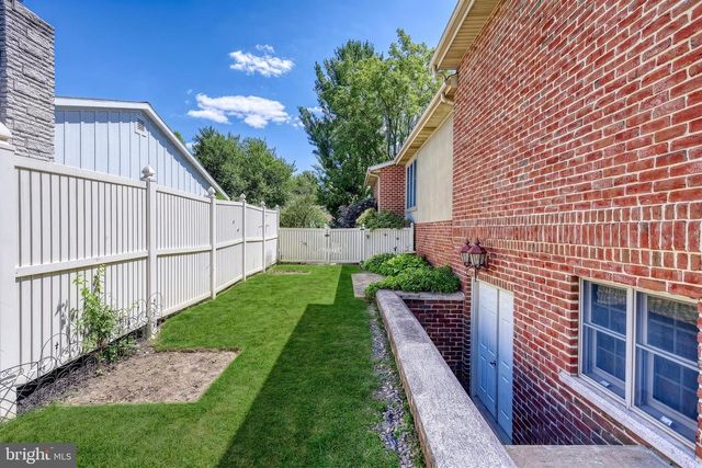 1188 MARIE AVE, Ephrata, PA 17522