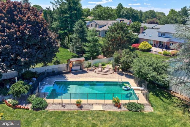 1188 MARIE AVE, Ephrata, PA 17522